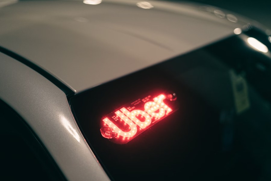 How Do Uber USA and Lyft Drivers Protect Their License Plates from Cameras