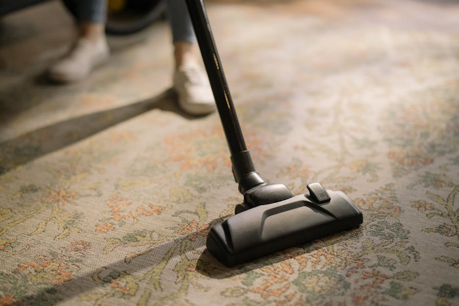 The Ultimate Carpet Cleaning Checklist for Spotless, Odor-Free Floors