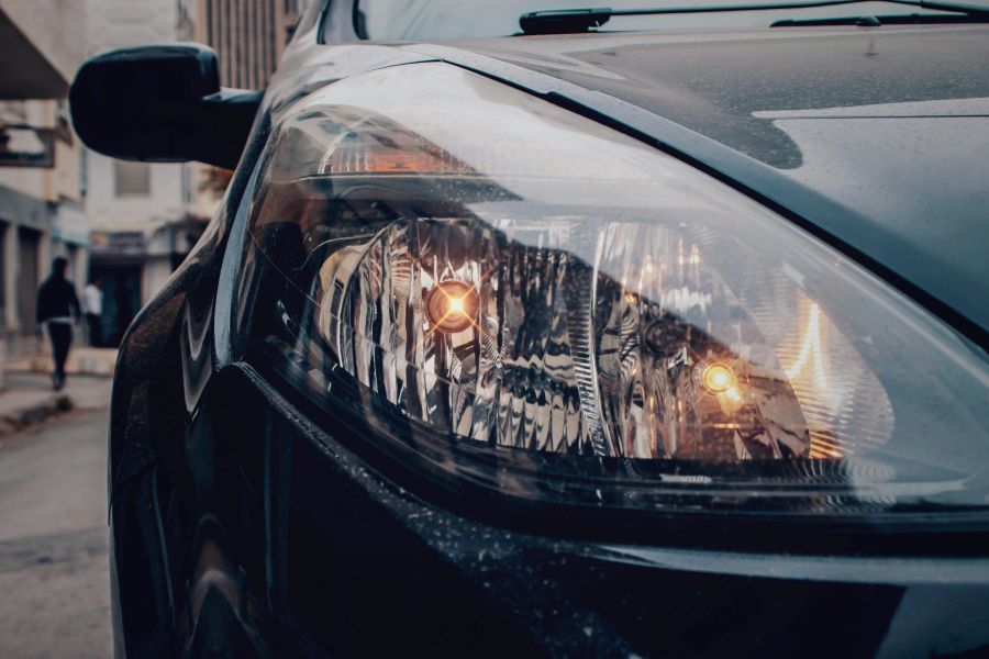 Can you get a ticket for having a headlight out